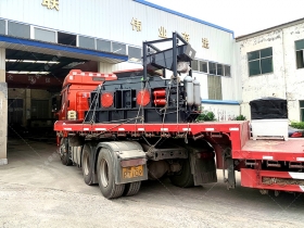 1000x700中型液压对辊国产精品亚洲LV粉色设备发货