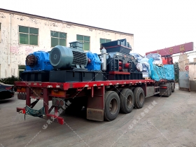 2PGY1200x800鹅卵石液压对辊粉色视频APP污下载发往重庆