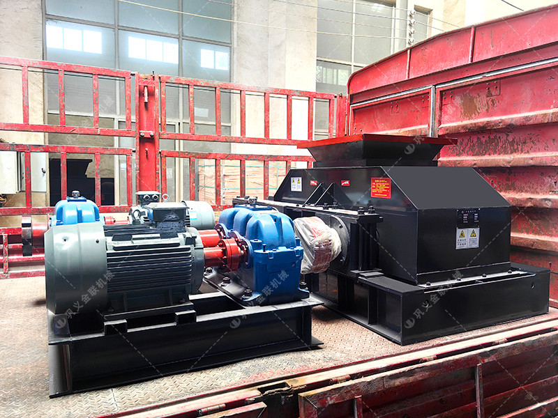 2PG86型弹簧式对辊粉色视频APP污下载设备发往浙江