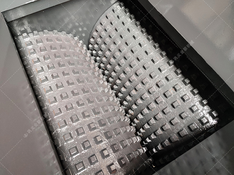 双齿辊国产精品亚洲LV粉色如何成为脆性物料粗破行业的佼佼者?